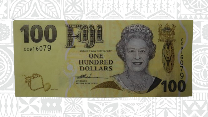 2007 Series Queen's Effigy $100 Banknote